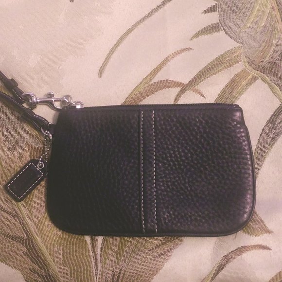 Coach Handbags - COACH BLACK PEBBLE LEATHER WRISTLET